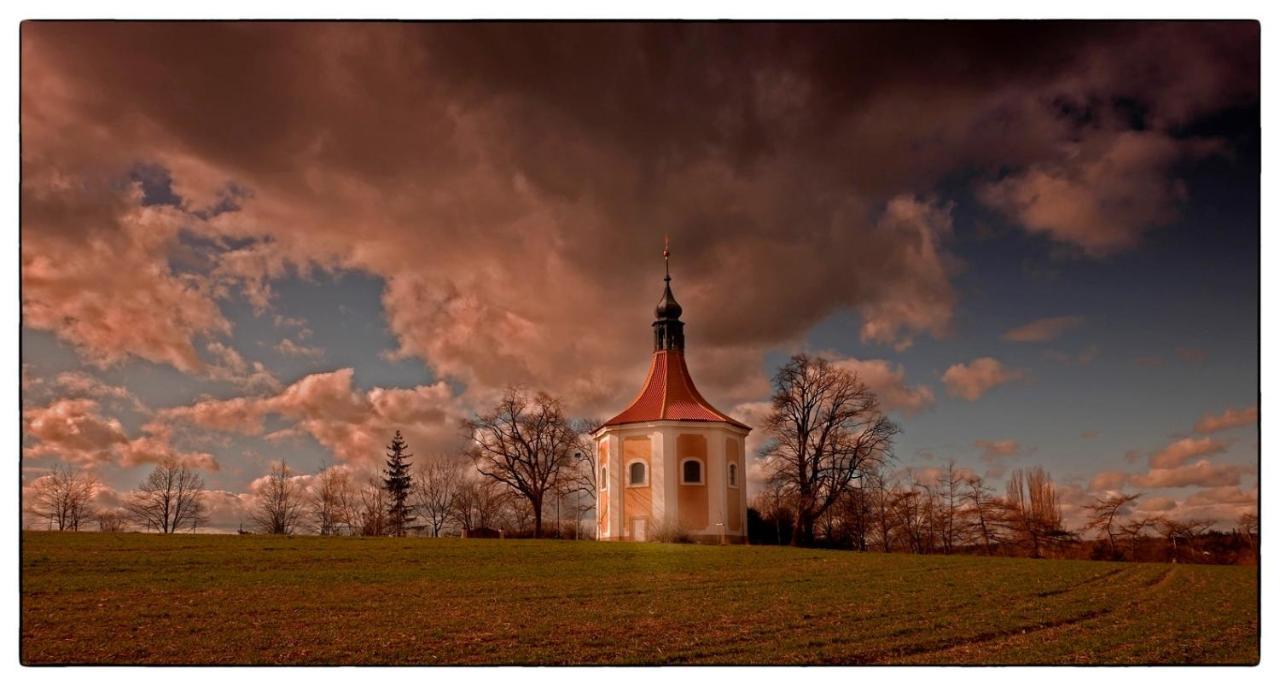 Penzion V Polich Malé Číčovice Buitenkant foto